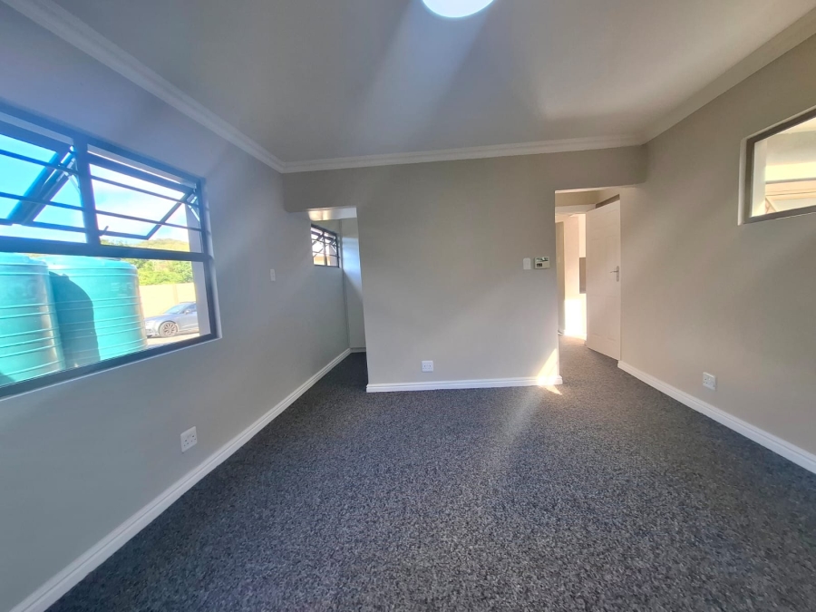 6 Bedroom Property for Sale in Dorchester Heights Eastern Cape